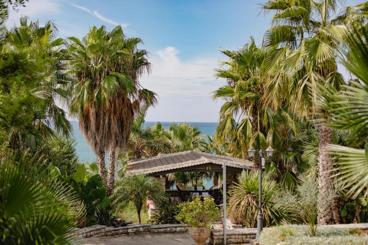 Orraon Lux Aparts Preveza Exterior photo