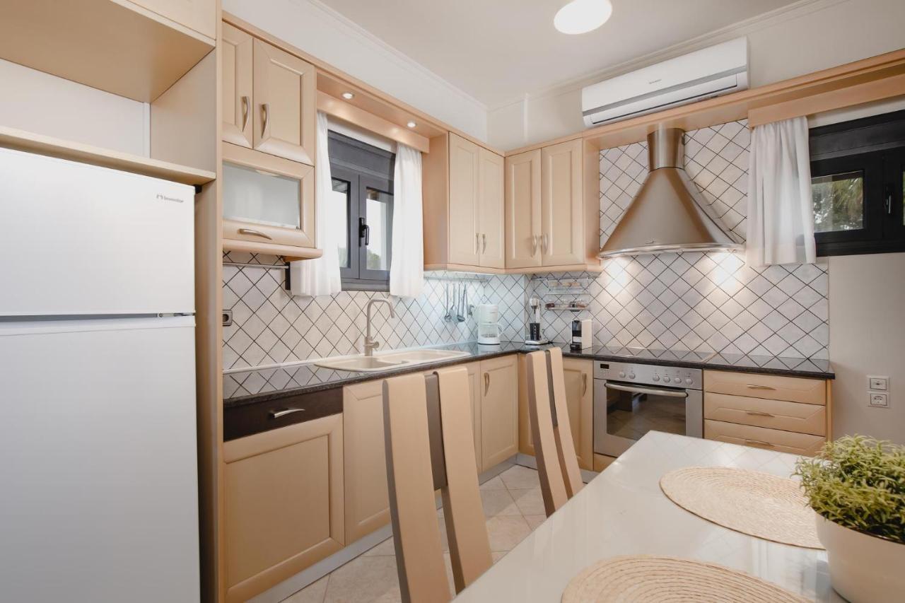 Orraon Lux Aparts Preveza Exterior photo
