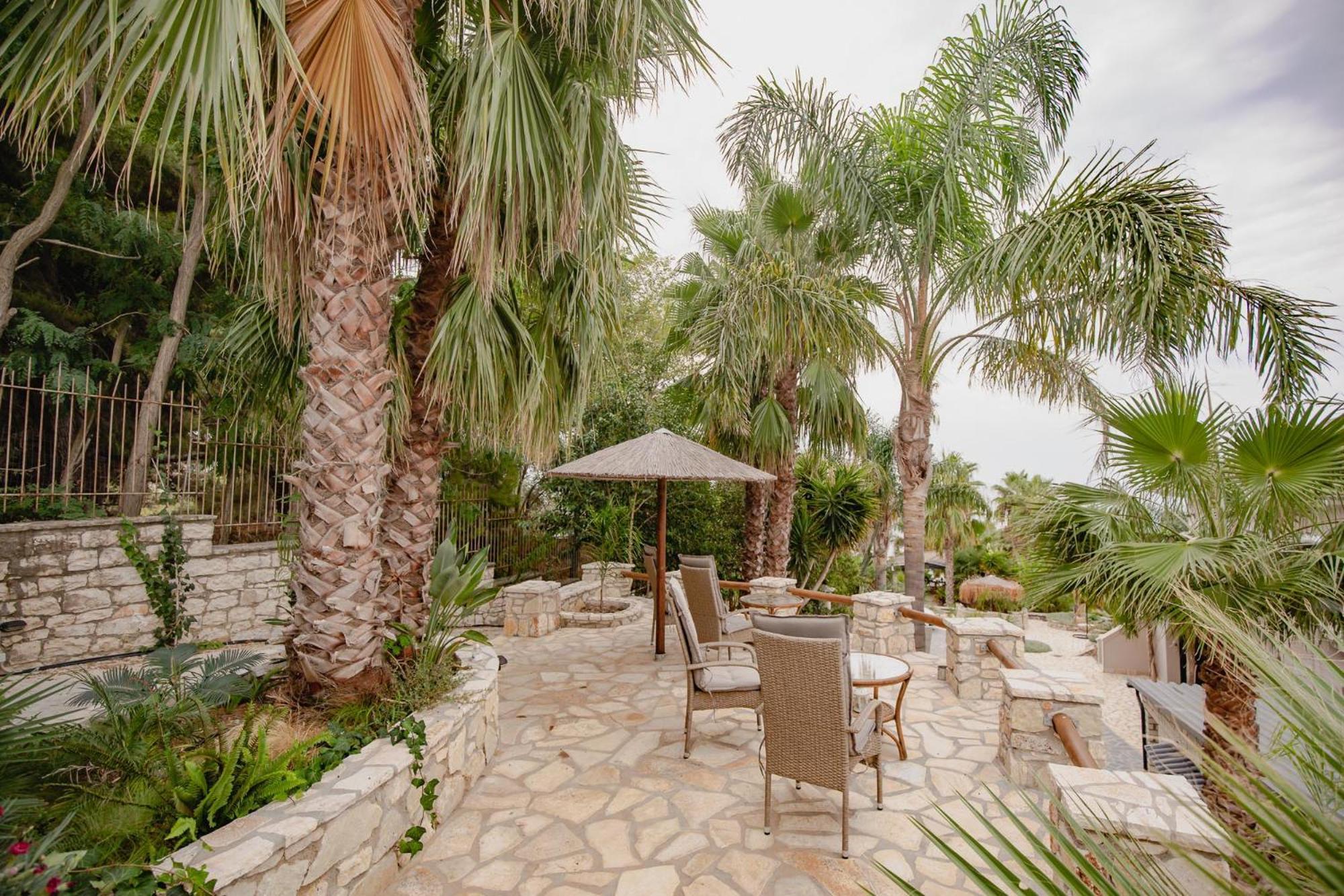 Orraon Lux Aparts Preveza Exterior photo
